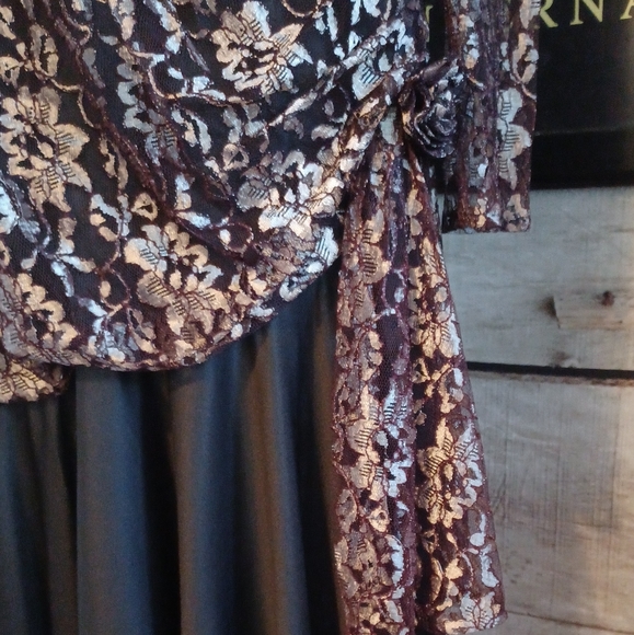 Vintage evening gown - Picture 7 of 15